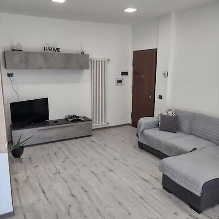 Casa Lucia Apartment Роцано Екстериор снимка