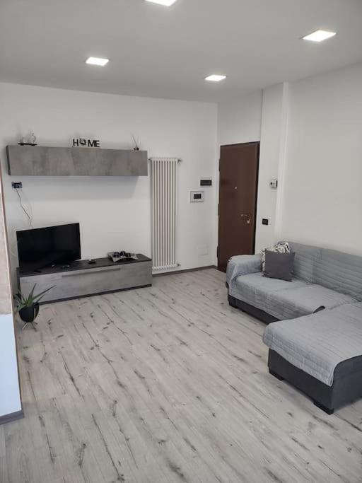 Casa Lucia Apartment Роцано Екстериор снимка